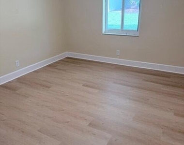 3612 S Seacrest Boulevard - Photo Thumbnail 7