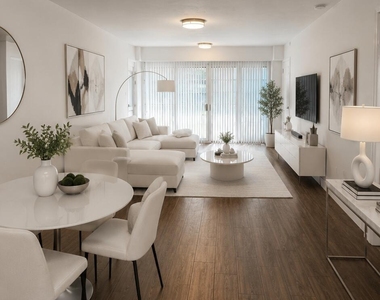 4061 Nw 9th Avenue - Photo Thumbnail 2