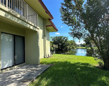 3256 Nw 104th Avenue - Photo Thumbnail 10
