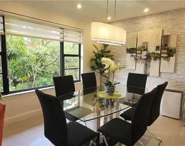 6010 S Falls Cir Drive - Photo Thumbnail 5