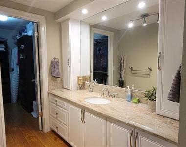 6010 S Falls Cir Drive - Photo Thumbnail 19