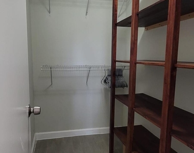 3959 Nw 87th Avenue - Photo Thumbnail 7