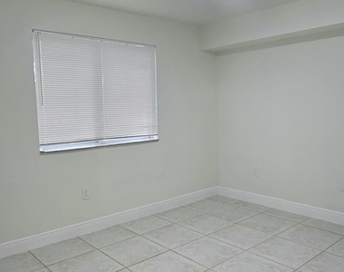 3810 N Jog Road - Photo Thumbnail 9