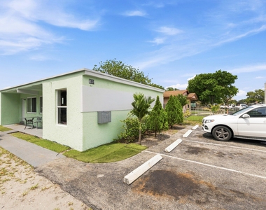 166 Sw 3rd Street - Photo Thumbnail 2