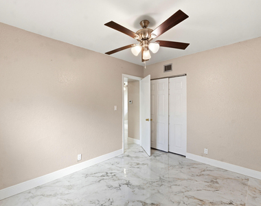 166 Sw 3rd Street - Photo Thumbnail 12