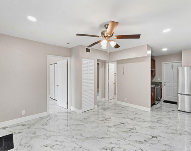 166 Sw 3rd Street - Photo Thumbnail 4