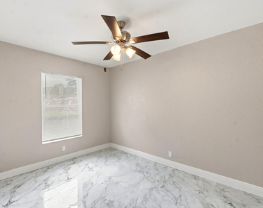 166 Sw 3rd Street - Photo Thumbnail 15