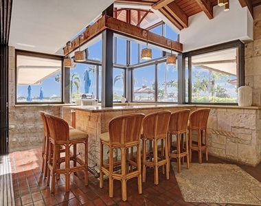 107 Half Moon Circle - Photo Thumbnail 55