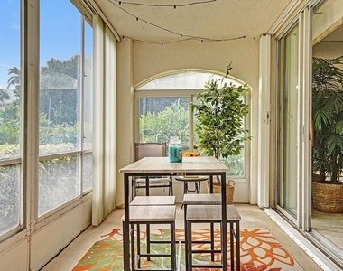 107 Half Moon Circle - Photo Thumbnail 46