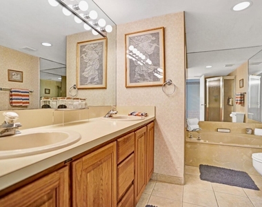 107 Half Moon Circle - Photo Thumbnail 30