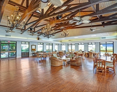 107 Half Moon Circle - Photo Thumbnail 58