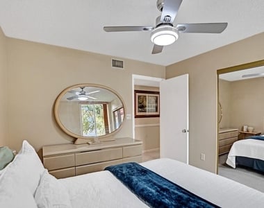 107 Half Moon Circle - Photo Thumbnail 36