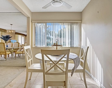 107 Half Moon Circle - Photo Thumbnail 19