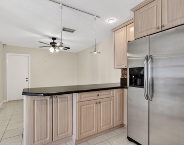 9812 Nw 2nd Court - Photo Thumbnail 5
