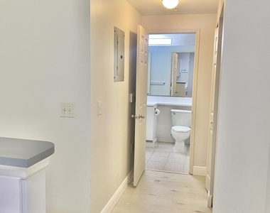 630 S Sapodilla Avenue - Photo Thumbnail 18
