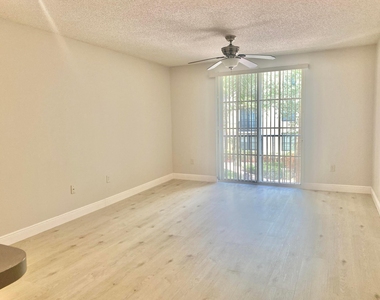 630 S Sapodilla Avenue - Photo Thumbnail 18