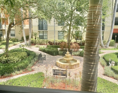 630 S Sapodilla Avenue - Photo Thumbnail 21