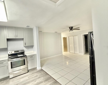 2941 Nw 195th Street - Photo Thumbnail 3