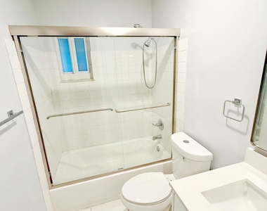 2941 Nw 195th Street - Photo Thumbnail 5