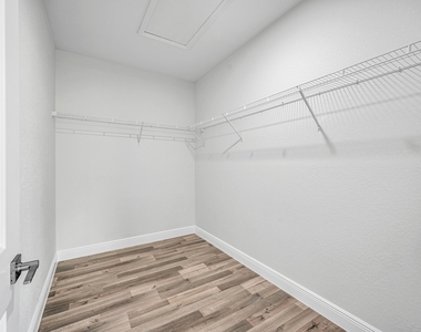 333 Nw 41st Street - Photo Thumbnail 29