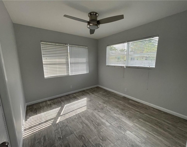 616 Ne 11th Avenue - Photo Thumbnail 6