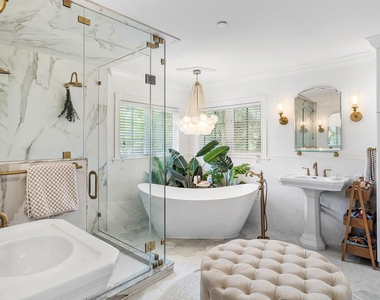 477 Ne Spanish Court - Photo Thumbnail 43