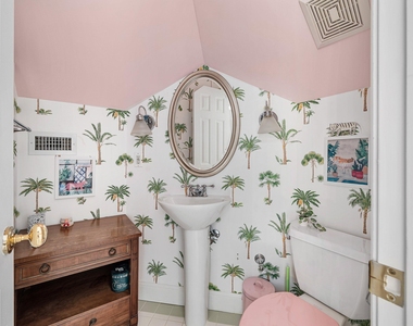 477 Ne Spanish Court - Photo Thumbnail 58