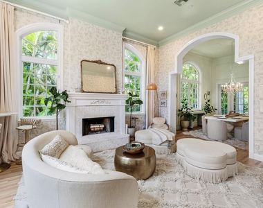 477 Ne Spanish Court - Photo Thumbnail 7