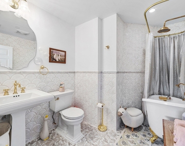 477 Ne Spanish Court - Photo Thumbnail 48