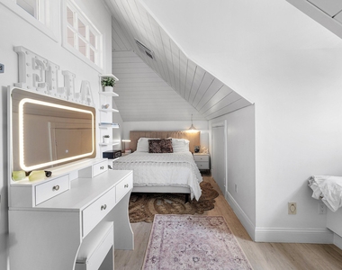 477 Ne Spanish Court - Photo Thumbnail 60