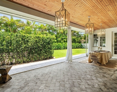 477 Ne Spanish Court - Photo Thumbnail 25