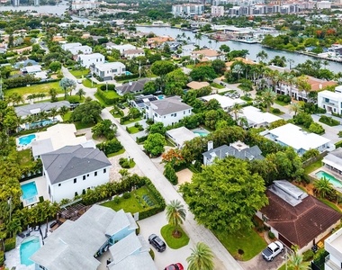477 Ne Spanish Court - Photo Thumbnail 70