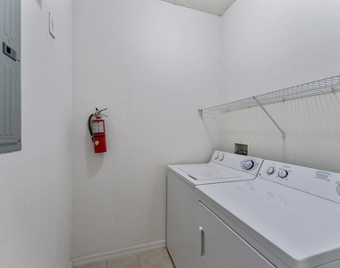 2727 Anzio Court - Photo Thumbnail 27