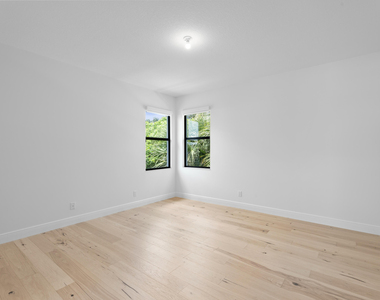 5603 Delacroix Terrace - Photo Thumbnail 32