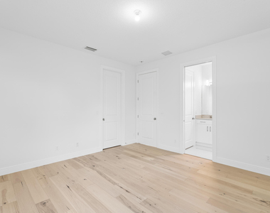 5603 Delacroix Terrace - Photo Thumbnail 33