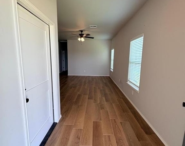 13516 Calli Court - Photo Thumbnail 13