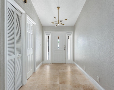 1598 Sw 5th Avenue - Photo Thumbnail 1