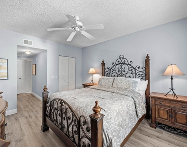 4307 Tuscany Way - Photo Thumbnail 18