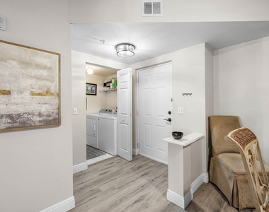 4307 Tuscany Way - Photo Thumbnail 3