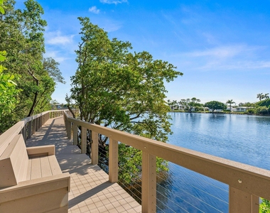 4307 Tuscany Way - Photo Thumbnail 32