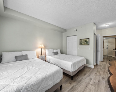 4307 Tuscany Way - Photo Thumbnail 15
