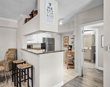 4307 Tuscany Way - Photo Thumbnail 7