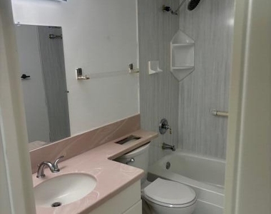4700 N Flagler Drive - Photo Thumbnail 3