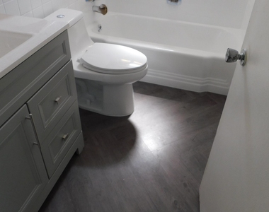 741 Hummingbird Way - Photo Thumbnail 17