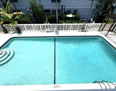 741 Hummingbird Way - Photo Thumbnail 25