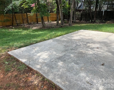 2919 Springs Drive - Photo Thumbnail 12