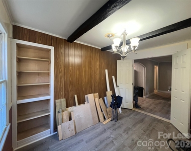 4723 Linden Street - Photo Thumbnail 9