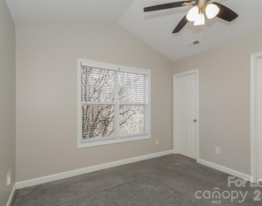 7943 Rolling Meadows Lane - Photo Thumbnail 8