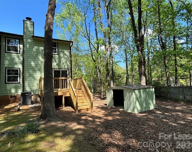 6211 Spanish Oak Road - Photo Thumbnail 23