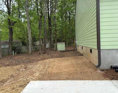 6211 Spanish Oak Road - Photo Thumbnail 28